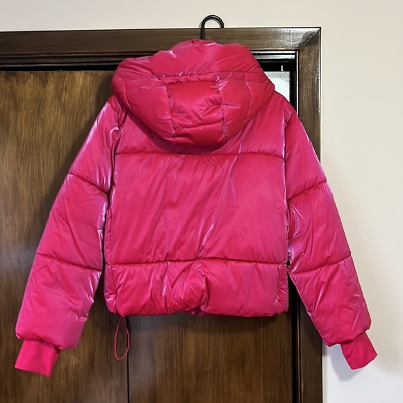 Gap hot pink shiny puffer coat - Picture 2 of 14